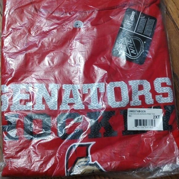 NHL Ottawa Senators 2XTall Hockey Tee -New - Picture 3 of 3